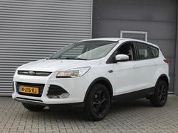 Wit Gebruikt 2016 Ford Kuga Trend SUV | € 12.999 (Eerlijke prijs)