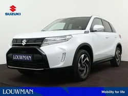 Wit parelmoer Nieuw 2025 Suzuki Vitara Style SUV | € 34.945 (Eerlijke prijs)