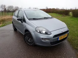 Grijs Gebruikt 2012 Fiat Punto Easy Hatchback | € 4.750
