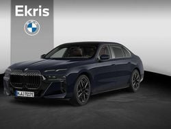 Zwart Nieuw 2025 BMW 750e M Sport Sedan | € 153.205 (Iets duurder)