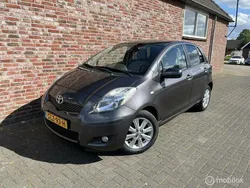 Grijs Gebruikt 2009 Toyota Yaris Executive Hatchback | € 7.250 (Eerlijke prijs)