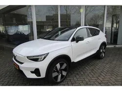 Wit Gebruikt 2022 Volvo EC40 Plus SUV | € 36.890 (Eerlijke prijs)