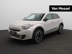 Grijs Gebruikt 2025 Fiat 600 La Prima SUV | € 34.900 (Iets duurder)