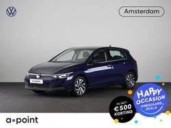 Blauw Gebruikt 2022 VW Golf VIII Style Hatchback | € 24.449 (Eerlijke prijs)
