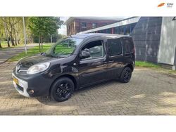 Zwart Gebruikt 2015 Renault Kangoo Komfort Van | € 5.950