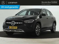 Donker 696 nachtzwart Gebruikt 2021 Mercedes GLA180 Business SUV | € 35.450 (Eerlijke prijs)