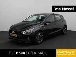 Zwart Gebruikt 2022 Hyundai i20 Comfort Hatchback | € 18.940 (Eerlijke prijs)