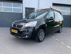 Zwart Gebruikt 2018 Peugeot Partner Premium MPV | € 9.250 (Duur)