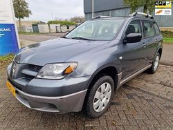 Grijs (metallic) Gebruikt 2003 Mitsubishi Outlander SUV | € 2.149 (Duur)