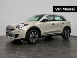 Beige Nieuw 2025 Fiat 600E Urban SUV | € 40.365