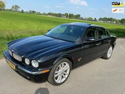 Zwart Gebruikt 2003 Jaguar XJR S Sedan | € 9.950