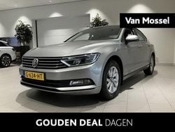 Grijs Gebruikt 2018 VW Passat Highline Sedan | € 16.900 (Super prijs)