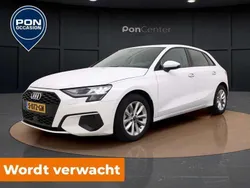 Wit Gebruikt 2023 Audi A3 Sportback Comfort Hatchback | € 26.950 (Super prijs)