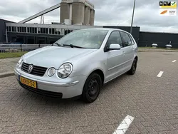 Grijs Gebruikt 2002 VW Polo Sportline Hatchback | € 1.450 (Goede deal)