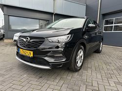 Zwart Gebruikt 2017 Opel Grandland X Innovation SUV | € 13.950 (Duur)