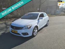 Wit, metallic lak Gebruikt 2012 Kia ProCeed Plus Hatchback | € 3.499 (Goede deal)