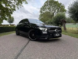 Zwart Gebruikt 2019 Mercedes A200 AMG Sedan | € 22.999 (Goede deal)
