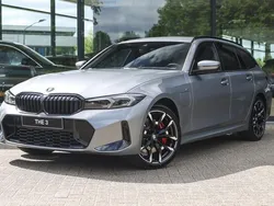Grijs Nieuw 2025 BMW 330e Executive Stationwagen | € 71.414 (Super prijs)