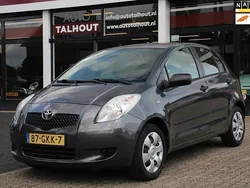Grijs Gebruikt 2008 Toyota Yaris Sol Hatchback | € 3.950 (Eerlijke prijs)