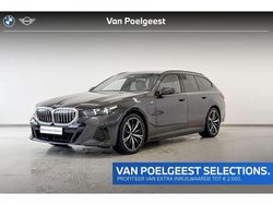 Sophistograu brillianteffect metallic (donker grijs metallic) Gebruikt 2024 BMW 530e M Sport Stationwagen | € 63.895
