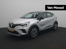 Grijs Gebruikt 2020 Renault Captur Zen SUV | € 16.440 (Eerlijke prijs)