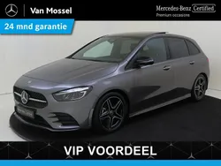 Grijs Gebruikt 2024 Mercedes B180 AMG line MPV | € 42.945 (Eerlijke prijs)