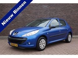 Blauw Gebruikt 2010 Peugeot 206+ Hatchback | € 2.945 (Eerlijke prijs)