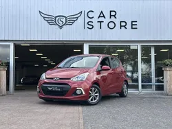 Rood Gebruikt 2015 Hyundai i10 Premium Hatchback | € 5.950 (Eerlijke prijs)