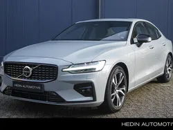 Vapour grey Gebruikt 2023 Volvo S60 Plus Sedan | € 44.995 (Duur)