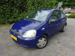 Blauw Gebruikt 2001 Toyota Yaris Sol Hatchback | € 1.050 (Goede deal)