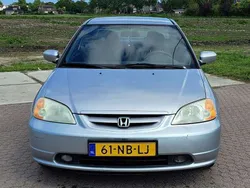 Grijs Gebruikt 2003 Honda Civic LS Coupé | € 2.500 (Eerlijke prijs)