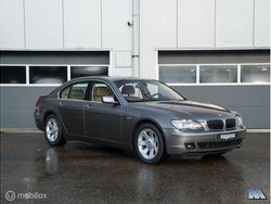 Grijs, metallic lak Gebruikt 2006 BMW 740 Sedan | € 15.999