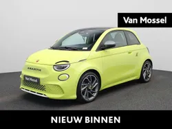 Groen Gebruikt 2023 Fiat 500e Abarth Hatchback | € 25.900 (Duur)