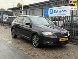 Zwart Gebruikt 2015 Skoda Rapid Hatchback | € 10.995 (Eerlijke prijs)