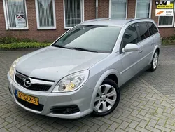Grijs Gebruikt 2008 Opel Vectra Executive Stationwagen | € 3.400 (Iets duurder)