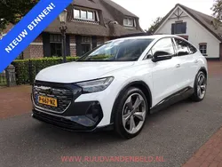 Wit Gebruikt 2021 Audi Q4 Sportback e-tron S-Line SUV | € 32.900