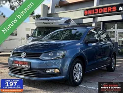 Blauw Gebruikt 2017 VW Polo Hatchback | € 11.950 (Goede deal)