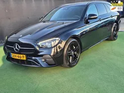 Zwart Gebruikt 2023 Mercedes 300 AMG Stationwagen | € 41.990 (Eerlijke prijs)