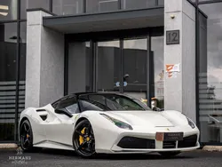 Wit Gebruikt 2017 Ferrari 488 Coupé | € 209.950