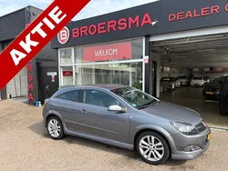 Grijs Gebruikt 2007 Opel Astra GTC Cosmo Hatchback | € 2.750 (Eerlijke prijs)