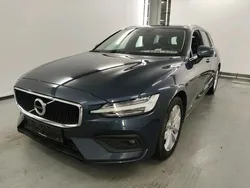 Blauw Gebruikt 2021 Volvo V60 Momentum Stationwagen | € 23.444 (Super prijs)