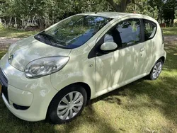 Geel Gebruikt 2010 Citroën C1 Hatchback | € 2.375 (Eerlijke prijs)