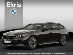 Grijs Gebruikt 2025 BMW 520 M Sport Stationwagen | € 63.900