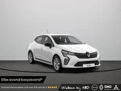 Wit Nieuw 2025 Renault Clio V Evolution Hatchback | € 24.465 (Eerlijke prijs)
