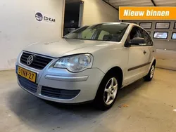 Grijs Gebruikt 2006 VW Polo Sportline Hatchback | € 1.495 (Goede deal)