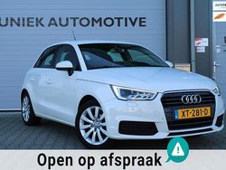Wit Gebruikt 2015 Audi A1 Sportback Sport Hatchback | € 10.995 (Eerlijke prijs)