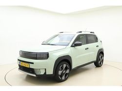 Groen Nieuw 2025 Fiat Grande Panda Hatchback | € 29.645 (Eerlijke prijs)