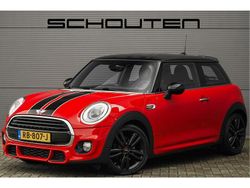 Rood Gebruikt 2017 Mini Cooper Chili Hatchback | € 16.400 (Duur)