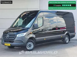 Zwart Gebruikt 2023 Mercedes Sprinter Van | € 35.900