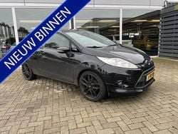 Zwart Gebruikt 2010 Ford Fiesta Ghia Hatchback | € 3.450 (Eerlijke prijs)